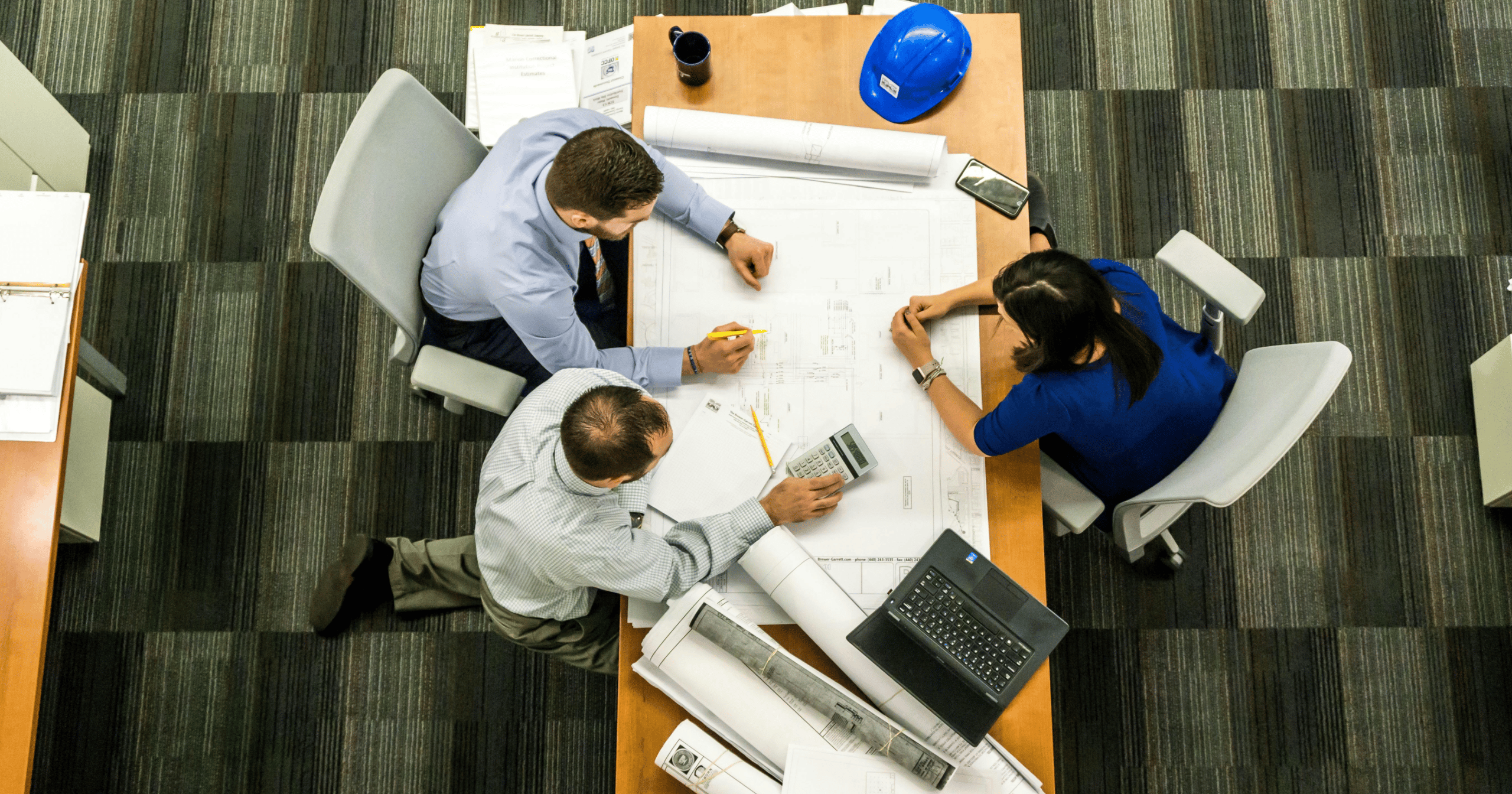 How To Hire and Manage An Agency (The Right Way)
